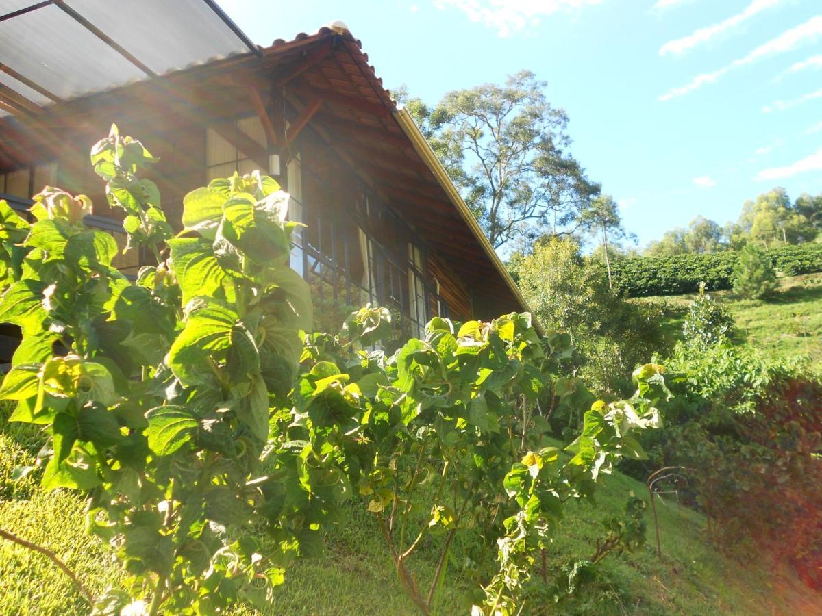 Casa Do Lago Caparao Pedra Menina Eksteriør billede